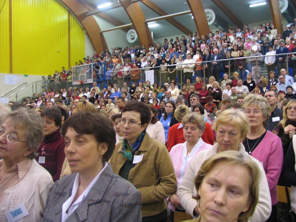 III Ostrołęckie Spotkania Charyzmatyczne - zdjęcie #11 - eOstroleka.pl