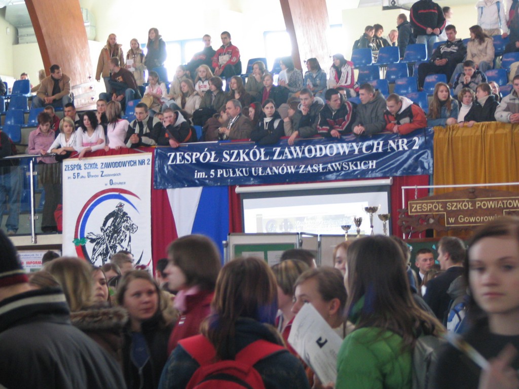 Targi edukacyjne w Ostrołęce - 2006 - zdjęcie #5 - eOstroleka.pl