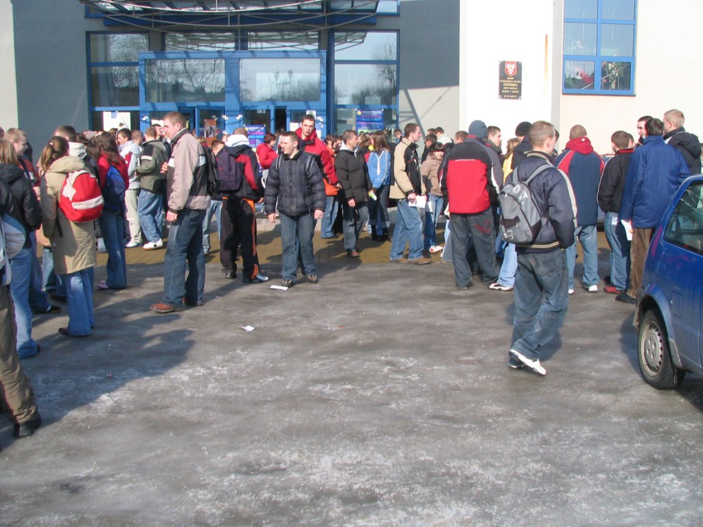 Targi edukacyjne w Ostrołęce - 2006 - zdjęcie #1 - eOstroleka.pl