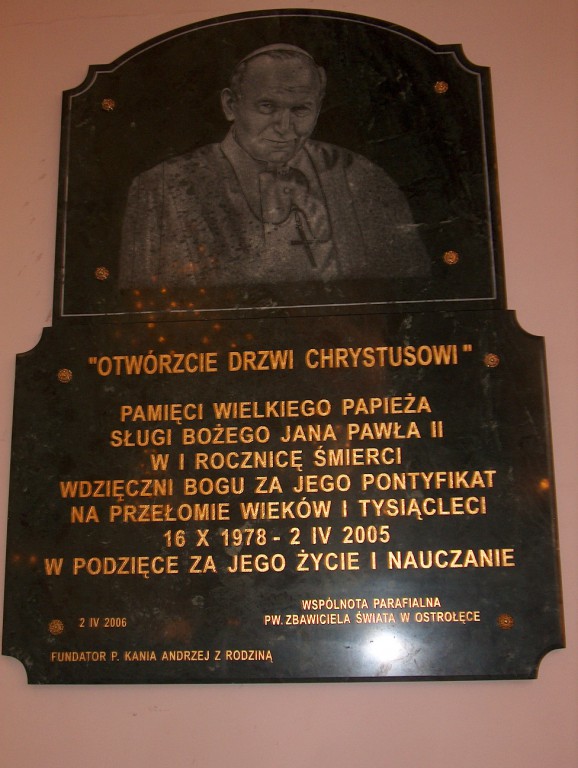 Poświęcenie tablicy ku czci św. Jana Pawła II - 2006 - zdjęcie #6 - eOstroleka.pl