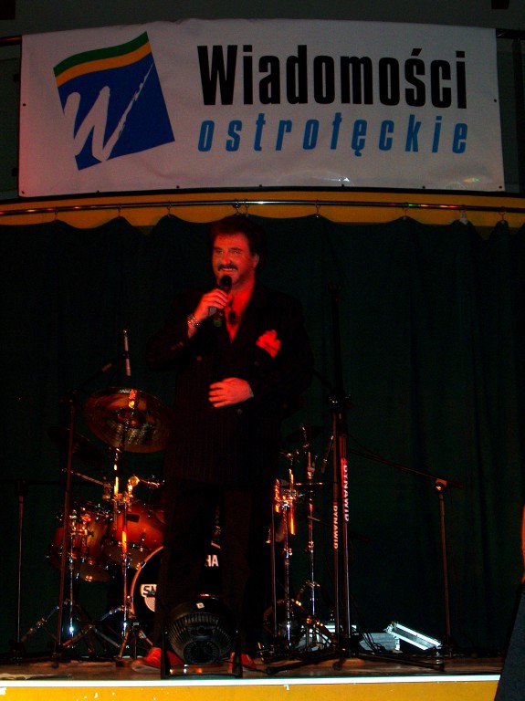 Koncert Krzysztofa Krawczyka w Ostrołęce - 2003 - zdjęcie #4 - eOstroleka.pl