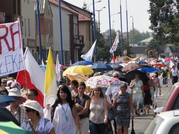 Marsz dla Jezusa i Msza św. o uzdrowienie (15.08.2010) - zdjęcie #22 - eOstroleka.pl
