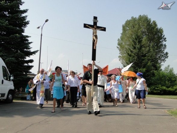 Marsz dla Jezusa i Msza św. o uzdrowienie (15.08.2010) - zdjęcie #33 - eOstroleka.pl