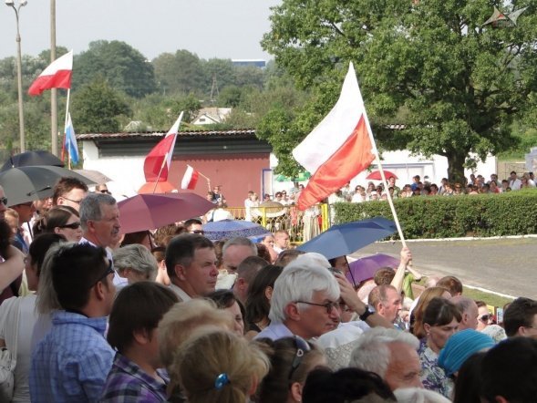 Marsz dla Jezusa i Msza św. o uzdrowienie (15.08.2010) - zdjęcie #3 - eOstroleka.pl