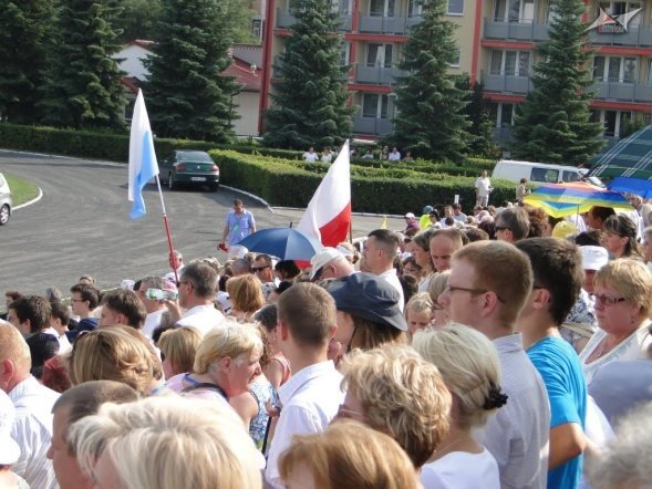 Marsz dla Jezusa i Msza św. o uzdrowienie (15.08.2010) - zdjęcie #2 - eOstroleka.pl