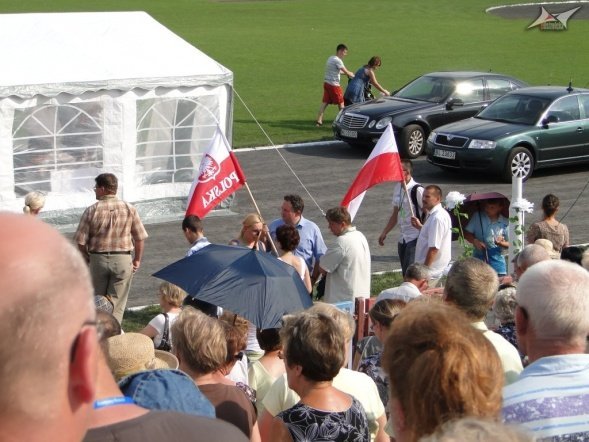 Marsz dla Jezusa i Msza św. o uzdrowienie (15.08.2010) - zdjęcie #1 - eOstroleka.pl