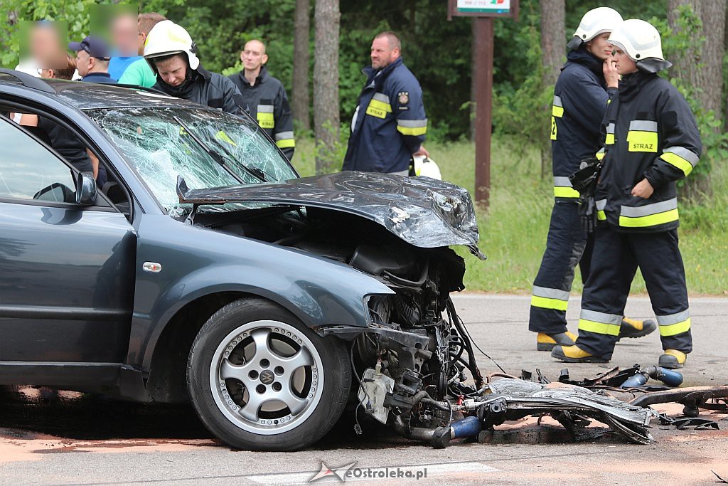 Wypadek w Zdunku, gm. Myszyniec [08.06.2019] - zdjęcie #1 - eOstroleka.pl