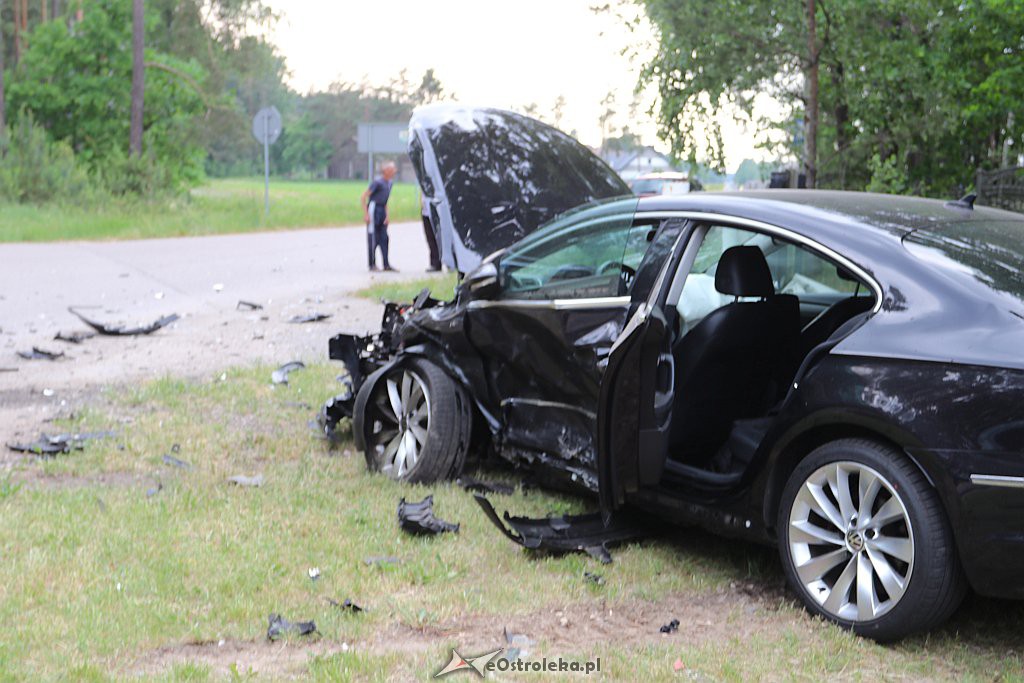 Wypadek w Zdunku, gm. Myszyniec [08.06.2019] - zdjęcie #10 - eOstroleka.pl