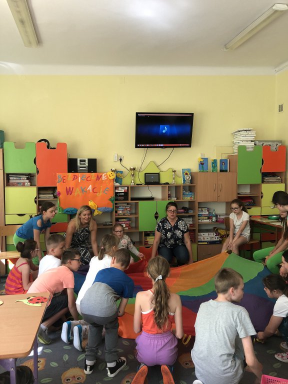 Dni integracji w Szkole Podstawowej nr 2 [ZDJĘCIA] - zdjęcie #3 - eOstroleka.pl