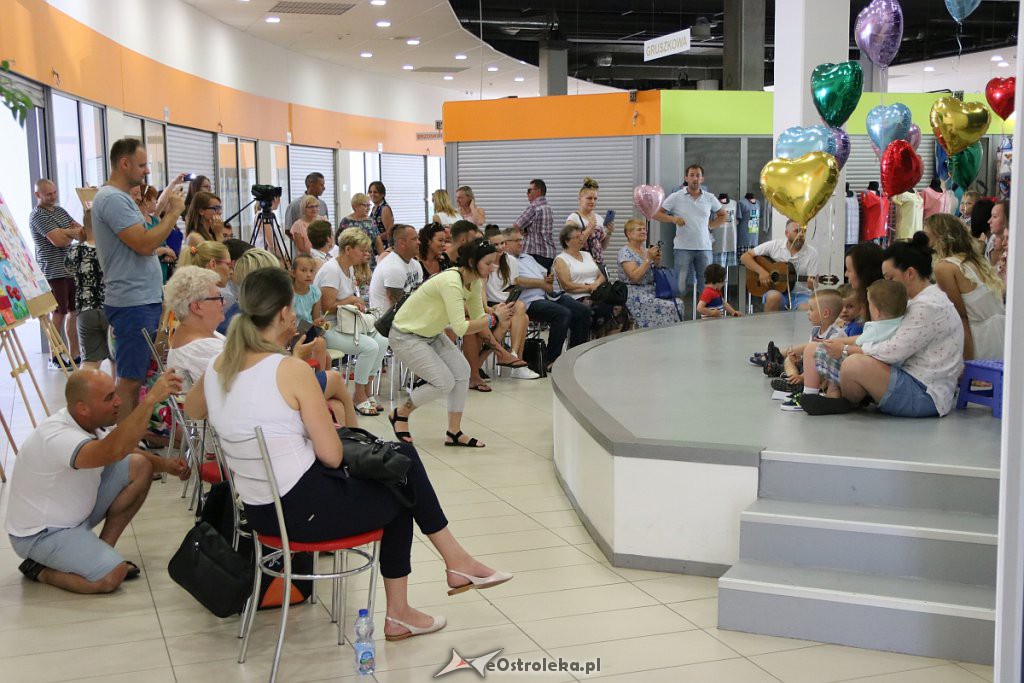 „Dzień Rodziny” i „Śniadanie Kobiet Przedsiębiorczych” w Hali Targowej Feniks [16.06.2019] - zdjęcie #60 - eOstroleka.pl