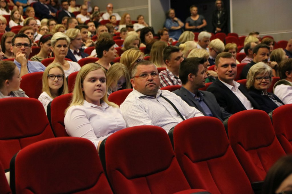 XII Samorządowa Gala Uczniowska [17.06.2019] - zdjęcie #15 - eOstroleka.pl