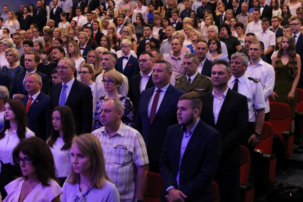 XII Samorządowa Gala Uczniowska [17.06.2019] - zdjęcie #36 - eOstroleka.pl