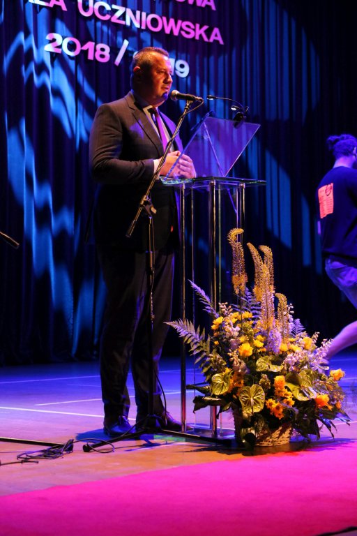 XII Samorządowa Gala Uczniowska [17.06.2019] - zdjęcie #53 - eOstroleka.pl