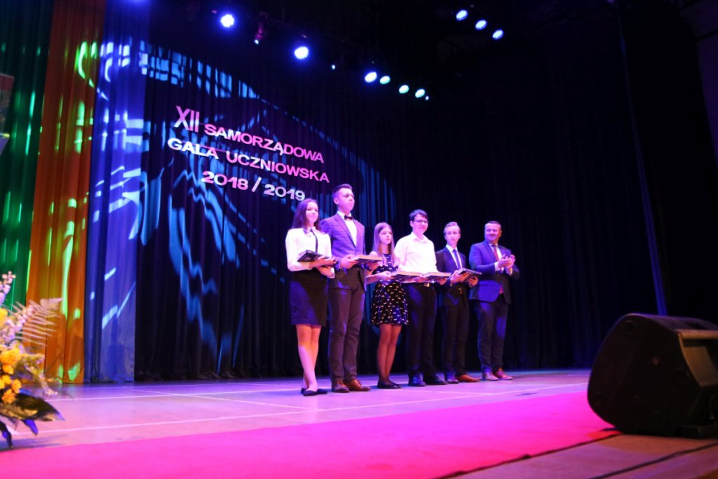 XII Samorządowa Gala Uczniowska [17.06.2019] - zdjęcie #48 - eOstroleka.pl