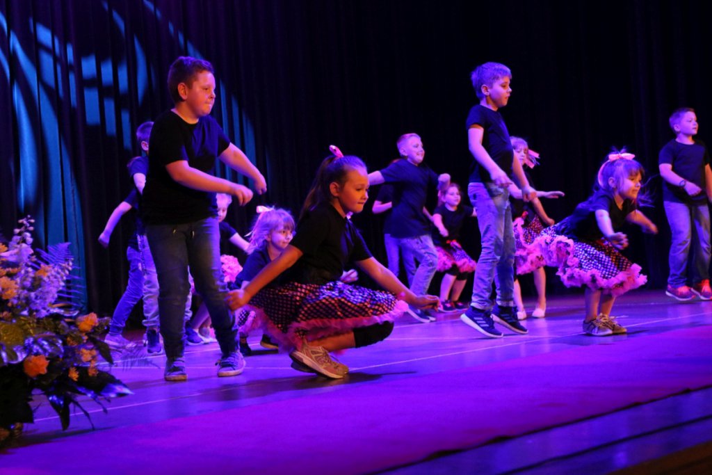 XII Samorządowa Gala Uczniowska [17.06.2019] - zdjęcie #39 - eOstroleka.pl