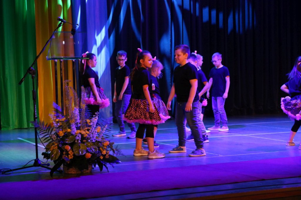 XII Samorządowa Gala Uczniowska [17.06.2019] - zdjęcie #35 - eOstroleka.pl