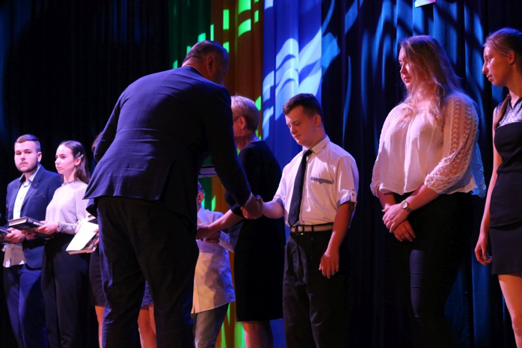 XII Samorządowa Gala Uczniowska [17.06.2019] - zdjęcie #8 - eOstroleka.pl