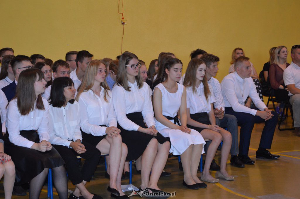 Zakończenie roku szkolnego w SP Nr 3 [19.06.2019] - zdjęcie #94 - eOstroleka.pl