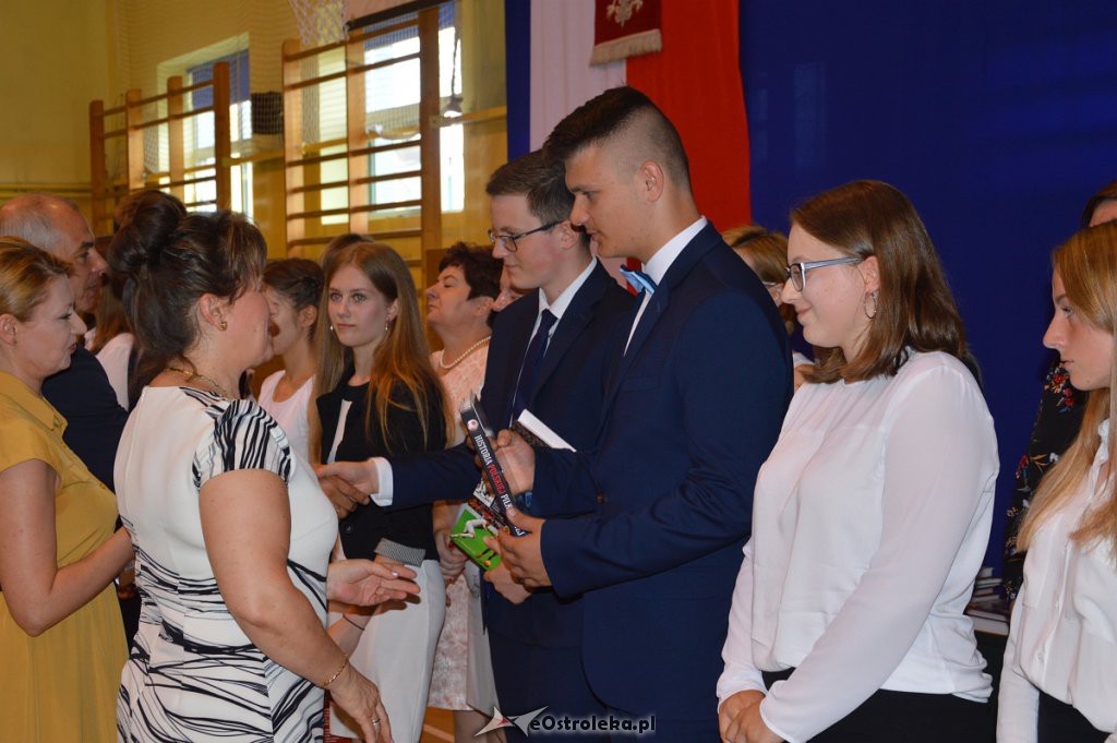 Zakończenie roku szkolnego w SP Nr 3 [19.06.2019] - zdjęcie #66 - eOstroleka.pl