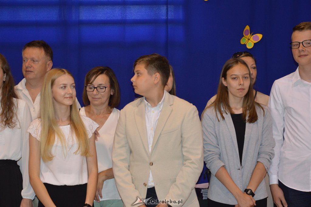 Zakończenie roku szkolnego w SP Nr 3 [19.06.2019] - zdjęcie #42 - eOstroleka.pl