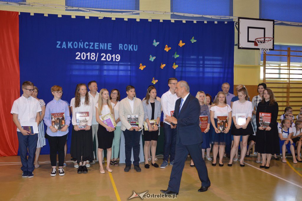 Zakończenie roku szkolnego w SP Nr 3 [19.06.2019] - zdjęcie #28 - eOstroleka.pl