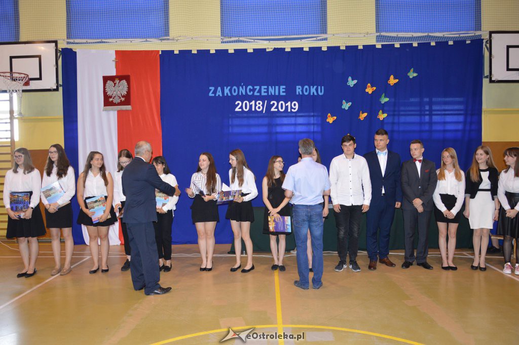 Zakończenie roku szkolnego w SP Nr 3 [19.06.2019] - zdjęcie #14 - eOstroleka.pl