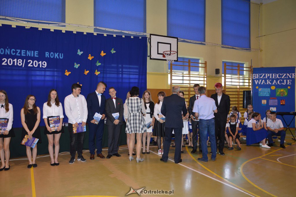 Zakończenie roku szkolnego w SP Nr 3 [19.06.2019] - zdjęcie #12 - eOstroleka.pl