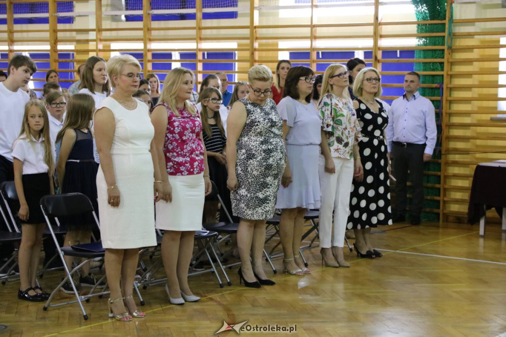 Zakończenie roku szkolnego w SP nr 6 [19.06.2019] - zdjęcie #4 - eOstroleka.pl