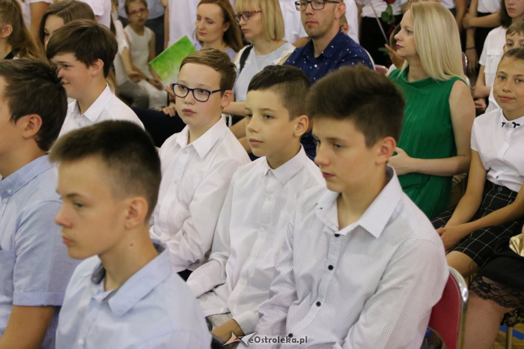 Zakończenie roku szkolnego w SP nr 6 [19.06.2019] - zdjęcie #40 - eOstroleka.pl