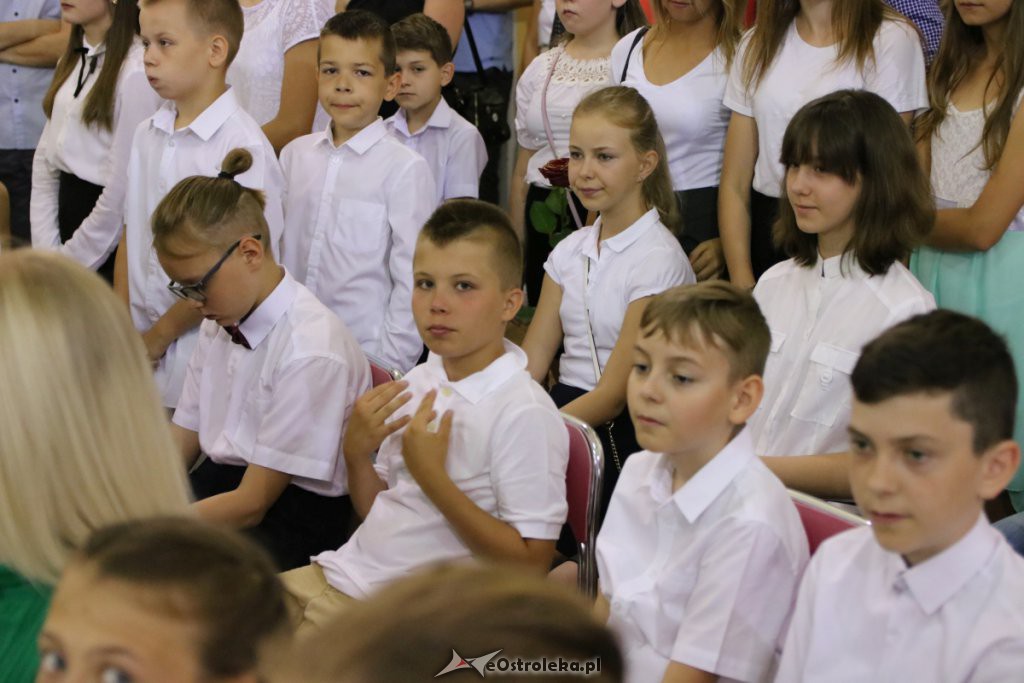 Zakończenie roku szkolnego w SP nr 6 [19.06.2019] - zdjęcie #56 - eOstroleka.pl