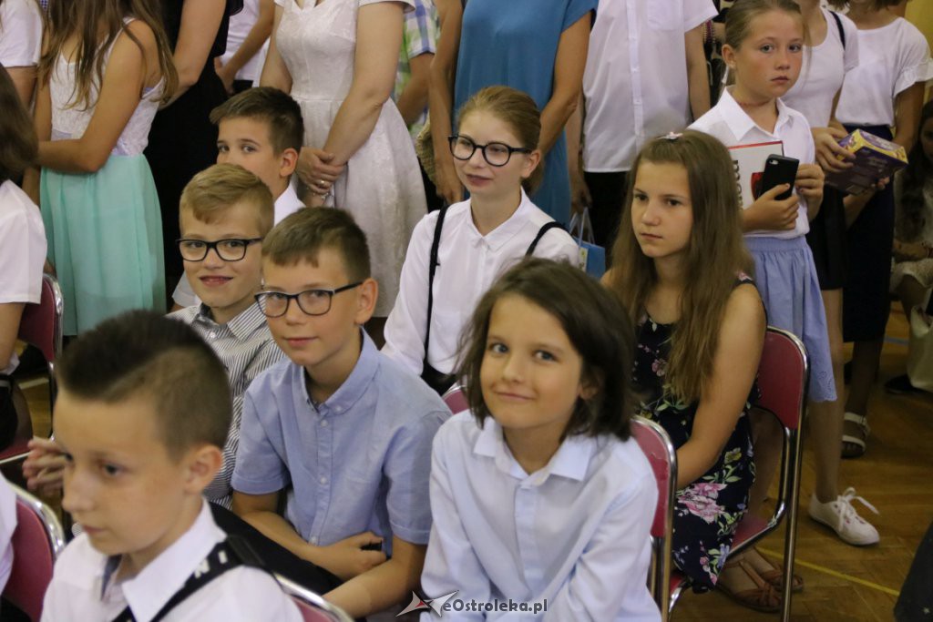 Zakończenie roku szkolnego w SP nr 6 [19.06.2019] - zdjęcie #58 - eOstroleka.pl