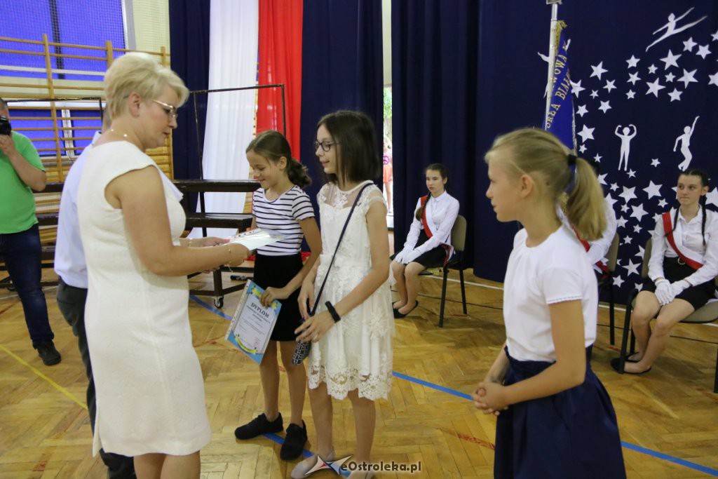 Zakończenie roku szkolnego w SP nr 6 [19.06.2019] - zdjęcie #3 - eOstroleka.pl