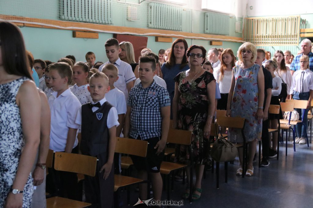 Zakończenie roku szkolnego w SP nr 4 [19.06.2019] - zdjęcie #16 - eOstroleka.pl