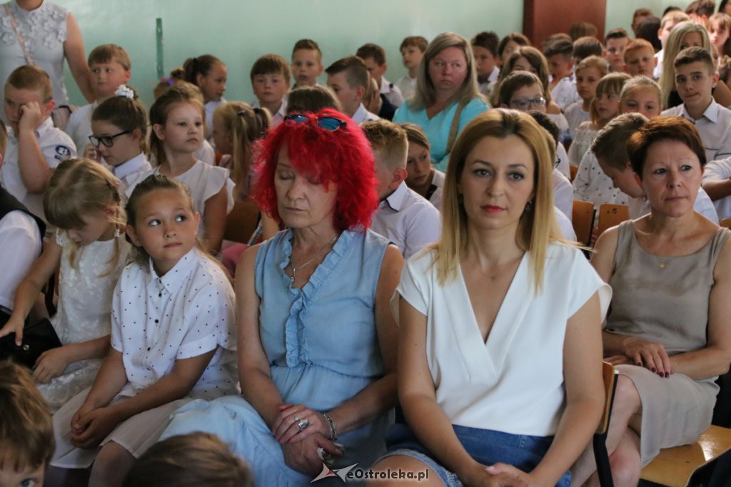 Zakończenie roku szkolnego w SP nr 4 [19.06.2019] - zdjęcie #30 - eOstroleka.pl