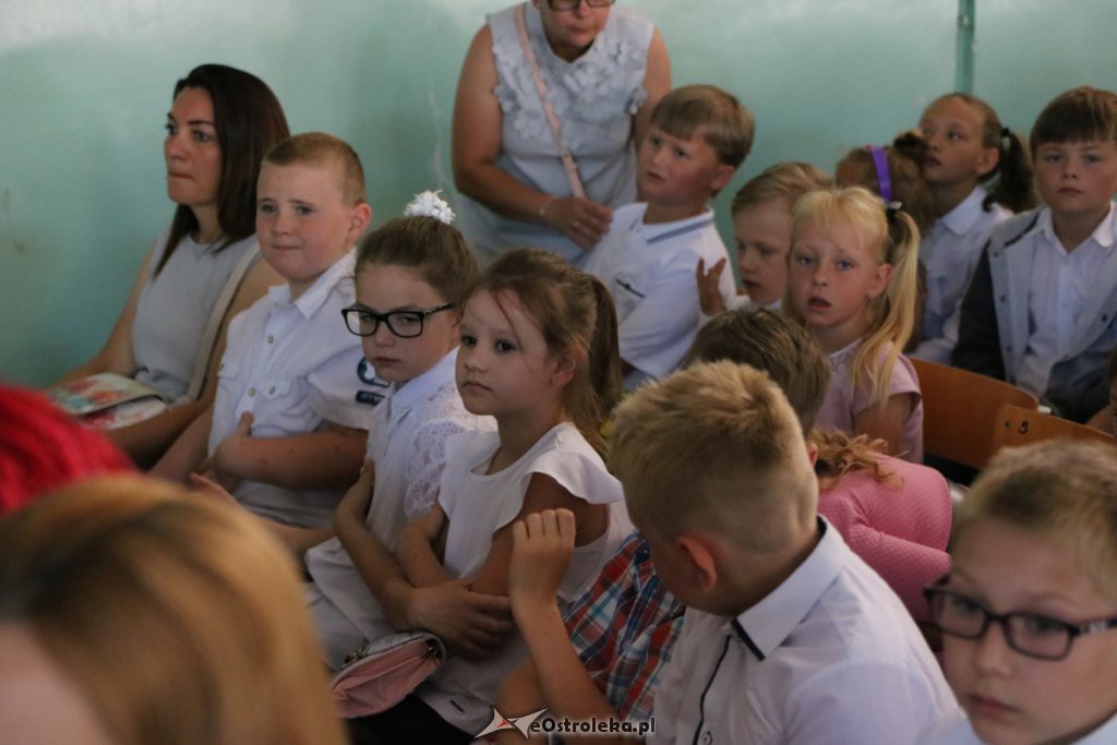 Zakończenie roku szkolnego w SP nr 4 [19.06.2019] - zdjęcie #34 - eOstroleka.pl