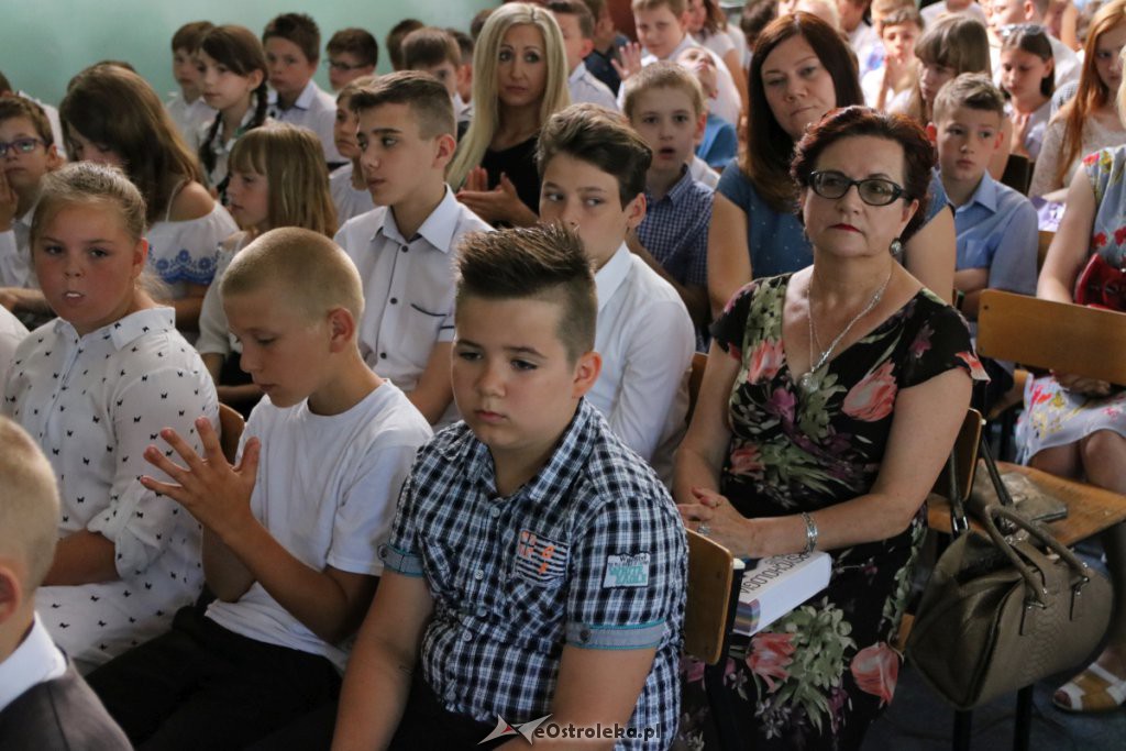 Zakończenie roku szkolnego w SP nr 4 [19.06.2019] - zdjęcie #37 - eOstroleka.pl