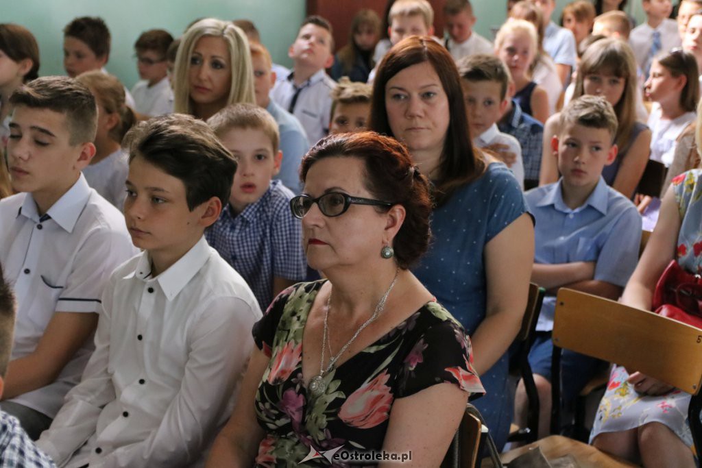Zakończenie roku szkolnego w SP nr 4 [19.06.2019] - zdjęcie #40 - eOstroleka.pl