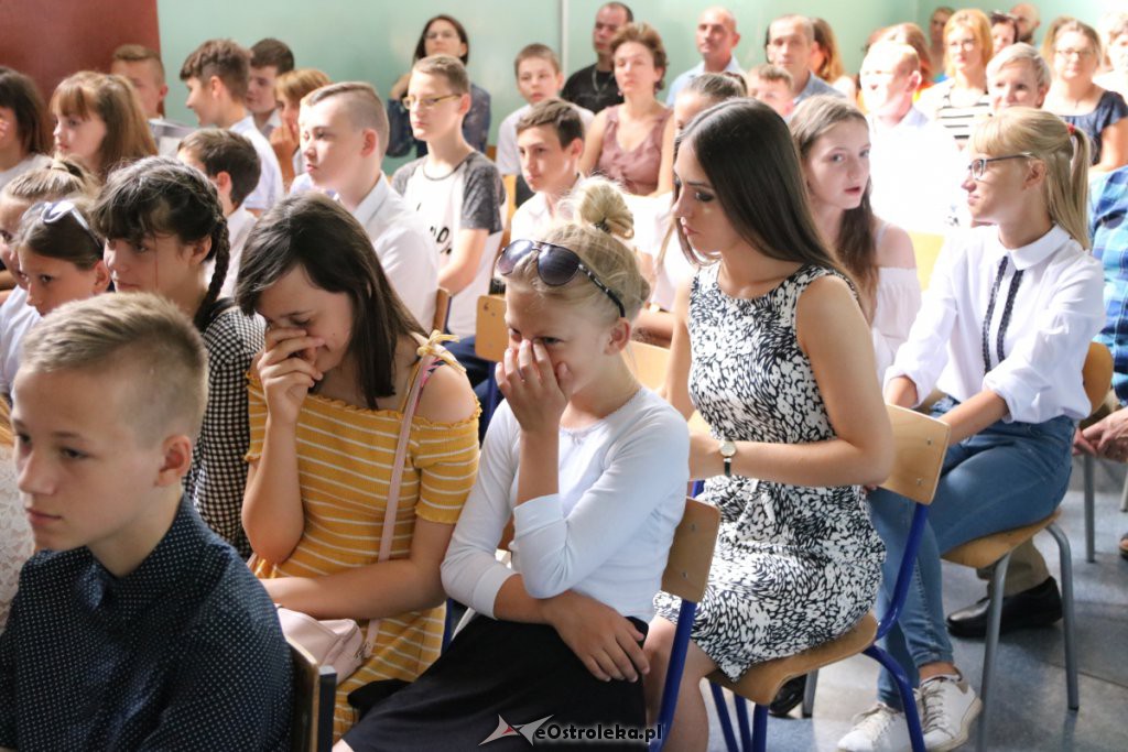 Zakończenie roku szkolnego w SP nr 4 [19.06.2019] - zdjęcie #40 - eOstroleka.pl