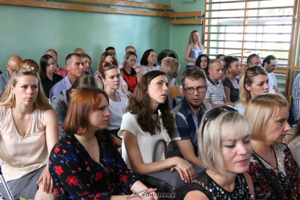 Zakończenie roku szkolnego w SP nr 4 [19.06.2019] - zdjęcie #27 - eOstroleka.pl