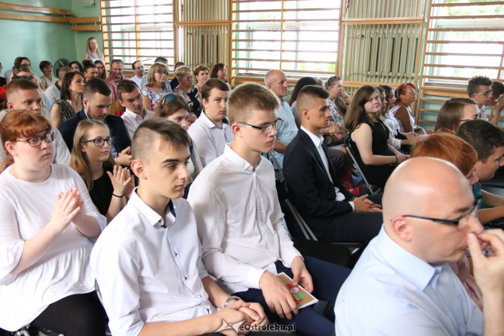 Zakończenie roku szkolnego w SP nr 4 [19.06.2019] - zdjęcie #23 - eOstroleka.pl