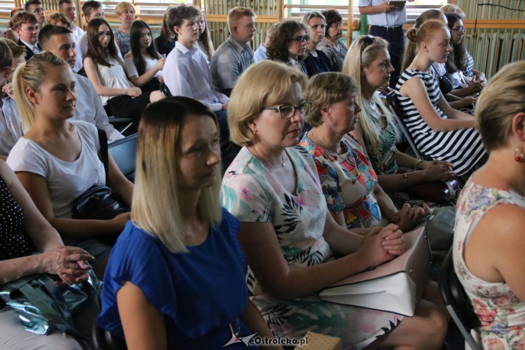 Zakończenie roku szkolnego w SP nr 4 [19.06.2019] - zdjęcie #15 - eOstroleka.pl