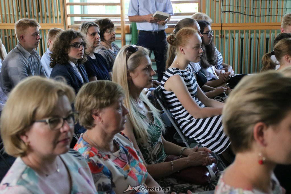 Zakończenie roku szkolnego w SP nr 4 [19.06.2019] - zdjęcie #14 - eOstroleka.pl