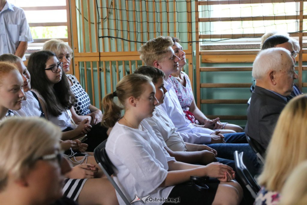 Zakończenie roku szkolnego w SP nr 4 [19.06.2019] - zdjęcie #12 - eOstroleka.pl