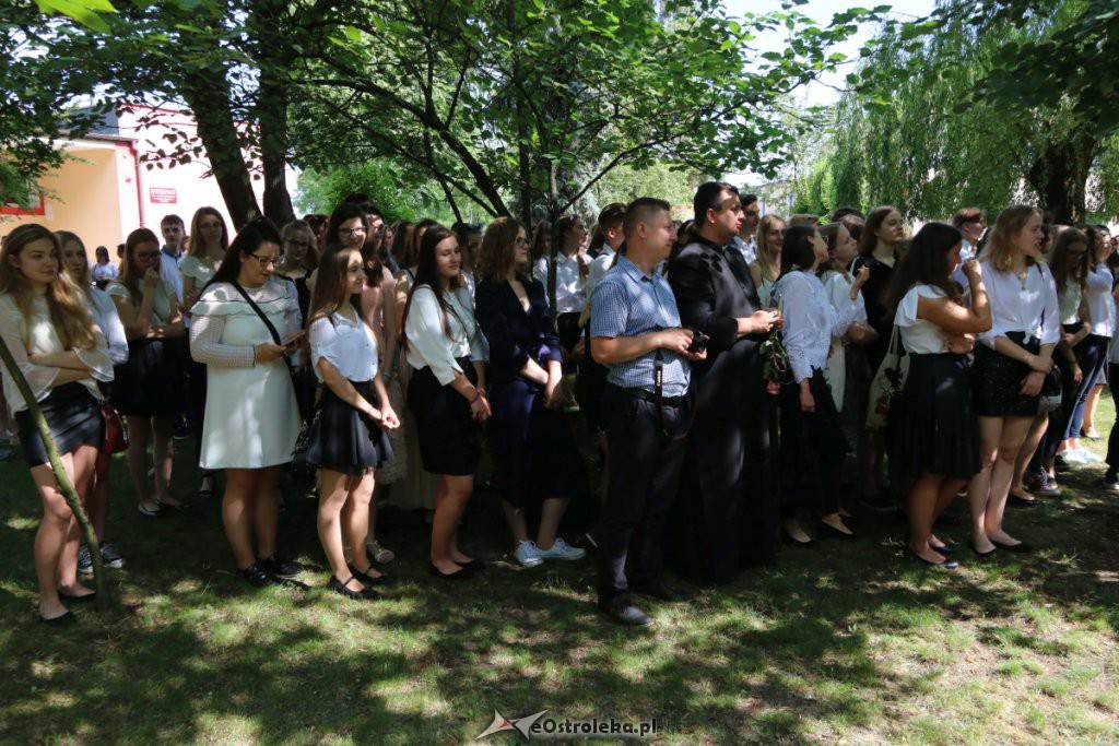 Zakończenie roku szkolnego w I LO [19.06.2019] - zdjęcie #14 - eOstroleka.pl
