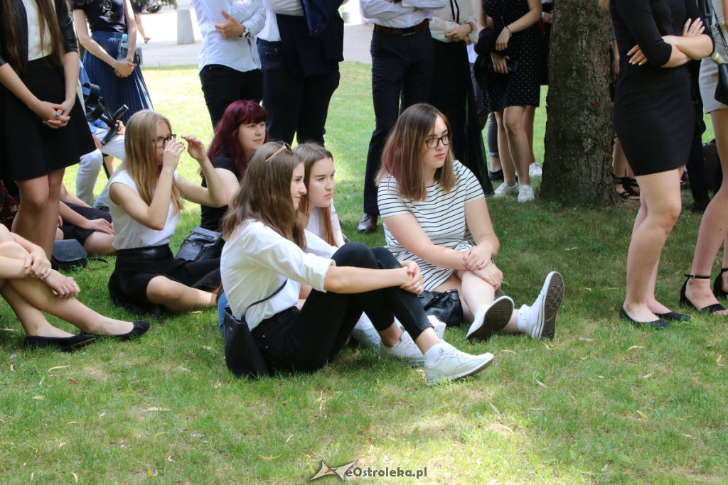 Zakończenie roku szkolnego w I LO [19.06.2019] - zdjęcie #44 - eOstroleka.pl