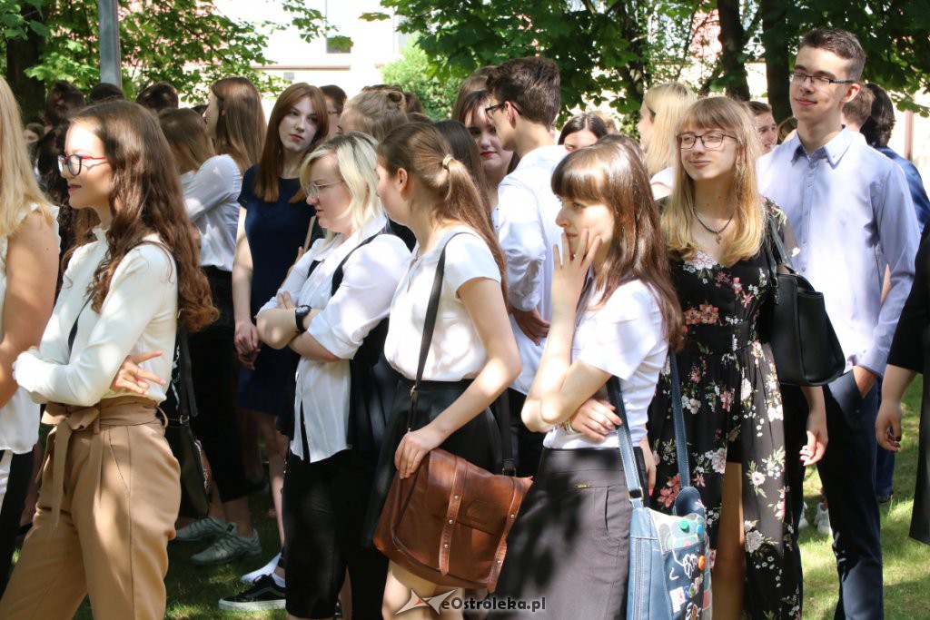 Zakończenie roku szkolnego w I LO [19.06.2019] - zdjęcie #44 - eOstroleka.pl