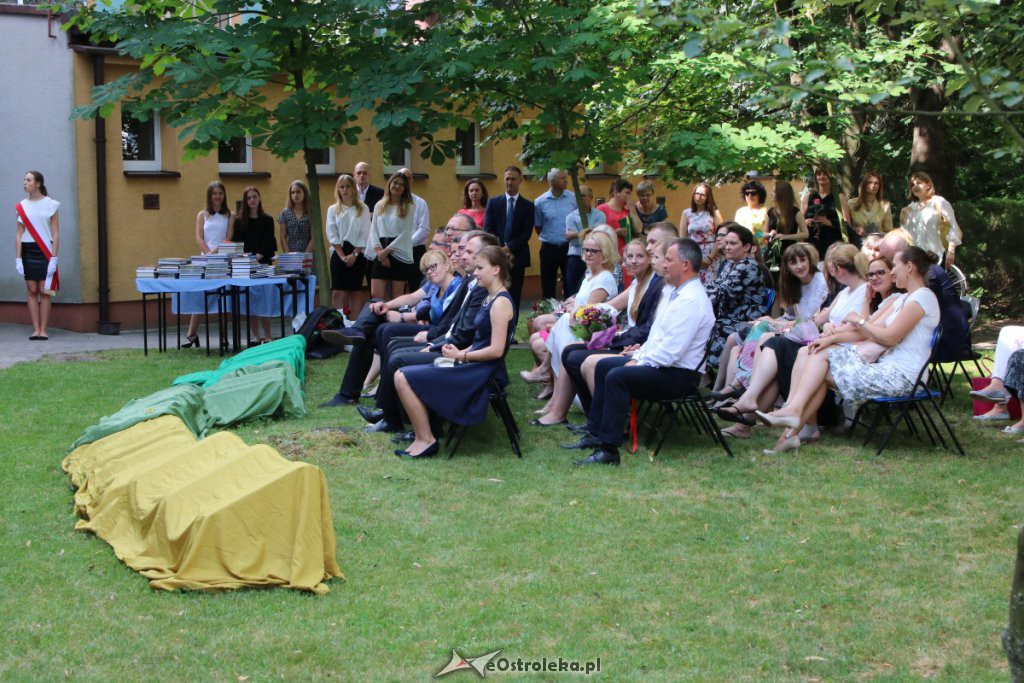 Zakończenie roku szkolnego w I LO [19.06.2019] - zdjęcie #25 - eOstroleka.pl