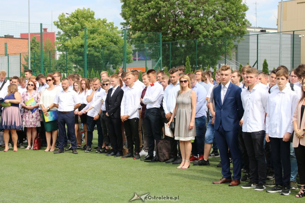 Zakończenie roku szkolnego w ZSZ nr 1 [19.06.2019] - zdjęcie #8 - eOstroleka.pl