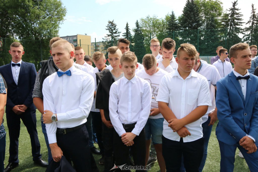 Zakończenie roku szkolnego w ZSZ nr 1 [19.06.2019] - zdjęcie #9 - eOstroleka.pl