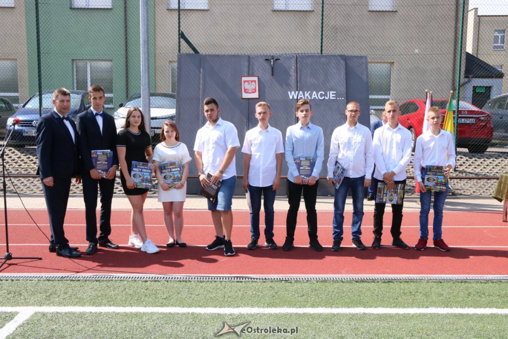 Zakończenie roku szkolnego w ZSZ nr 1 [19.06.2019] - zdjęcie #61 - eOstroleka.pl